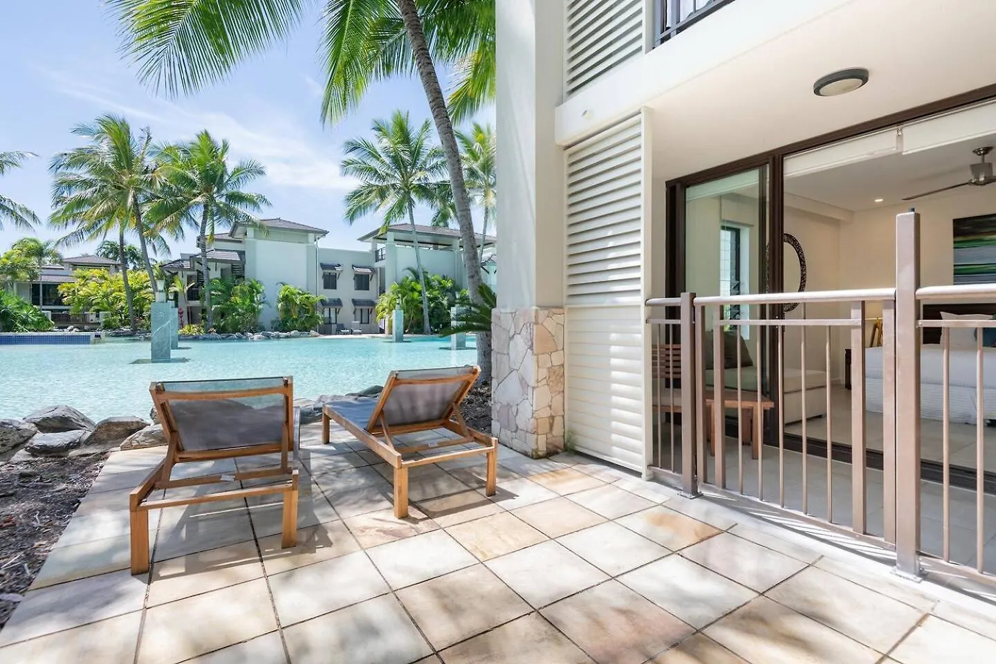 Poolside Relaxation - Resort Retreat With Beach Access Port Douglas Apartamento